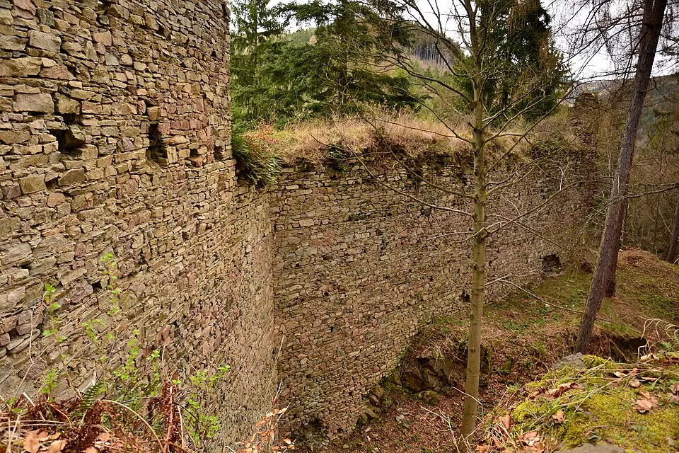 Burg Perštejn