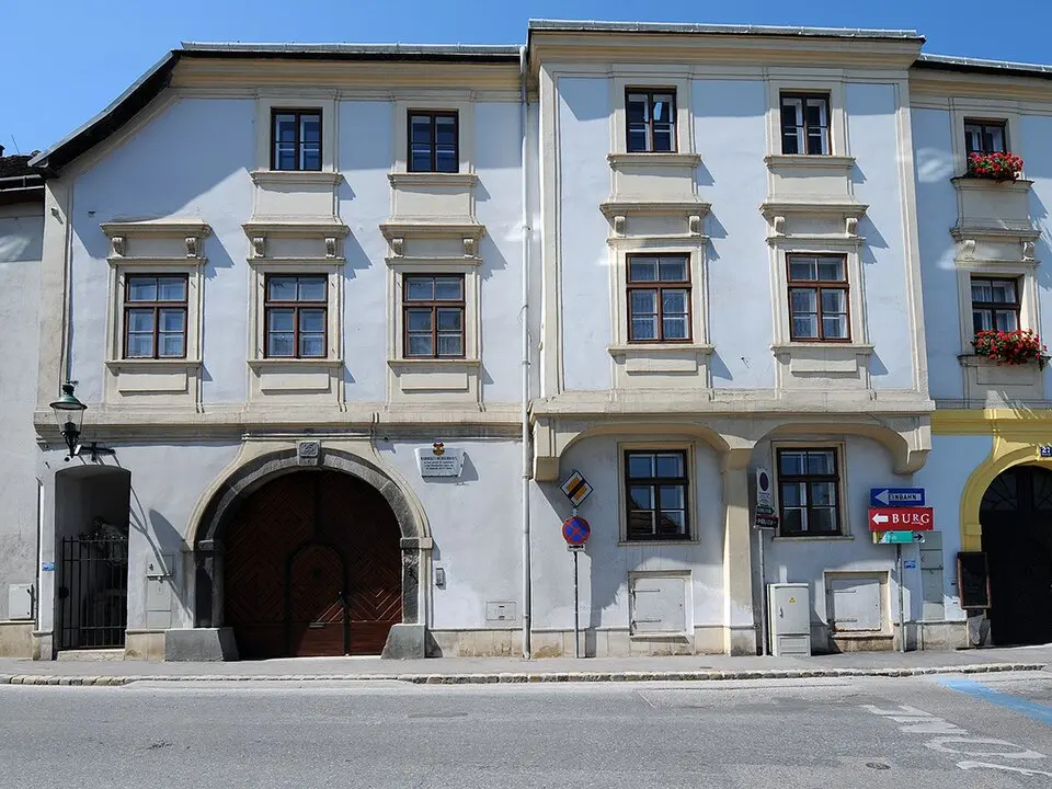 Image: Ailura · CC BY-SA 3.0 Bürgerhaus