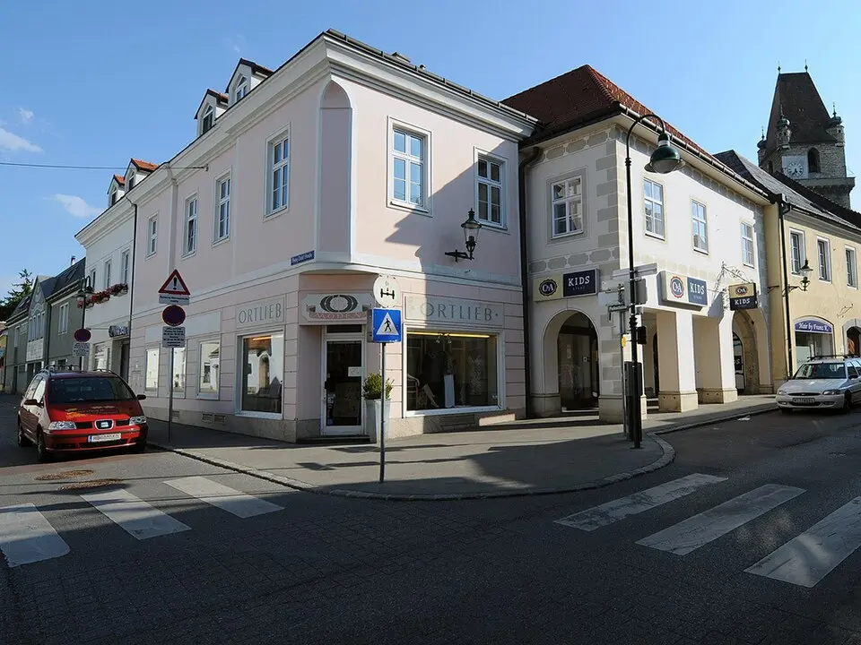 Image: Ailura · CC BY-SA 3.0 Bürgerhaus