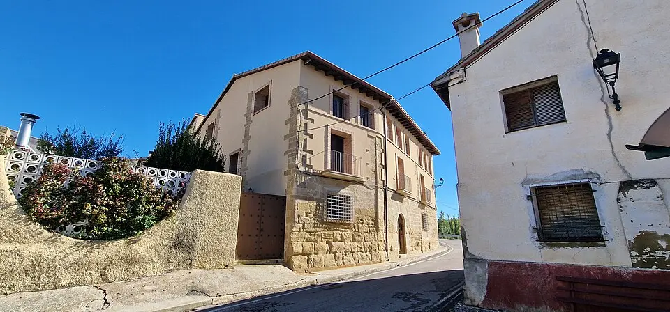 Image: Ecelan · CC BY-SA 4.0 Casa Palacio (Pertusa)
