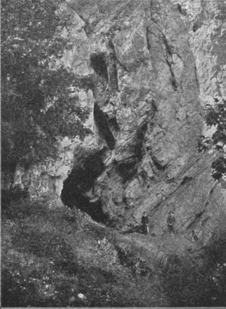 Peskő Cave
