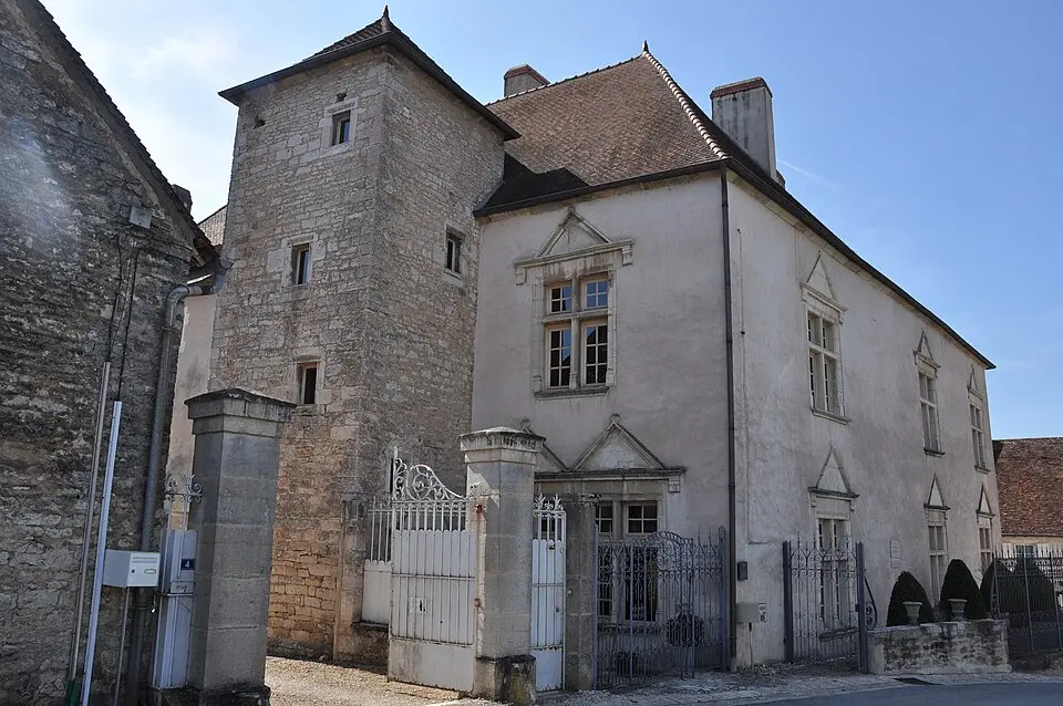 Image: Remi Mathis · CC BY-SA 3.0 Château Rouillaud