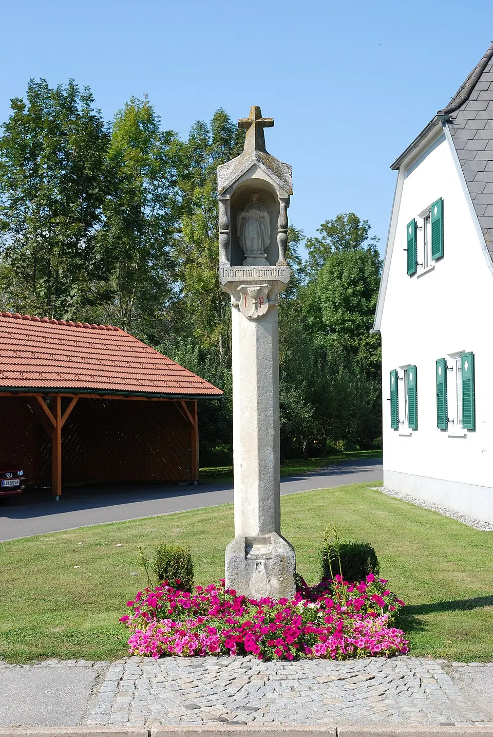 Image: Ueb-at · CC BY-SA 3.0 Bildstock Pestkreuz