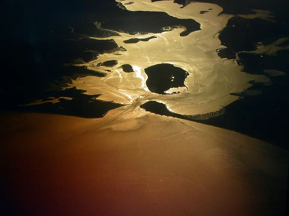 Image: Petr Kratochvil · CC0 Poole Harbour