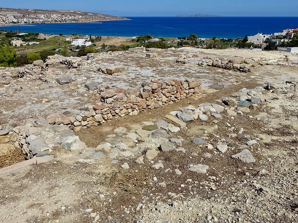 Πετράς