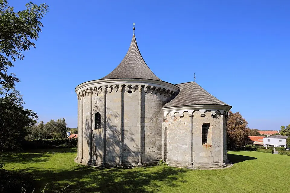 Kép: C.Stadler/Bwag · CC BY-SA 3.0 Rundkapelle Petronell