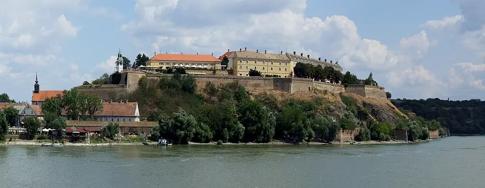 Petrovaradínská pevnost