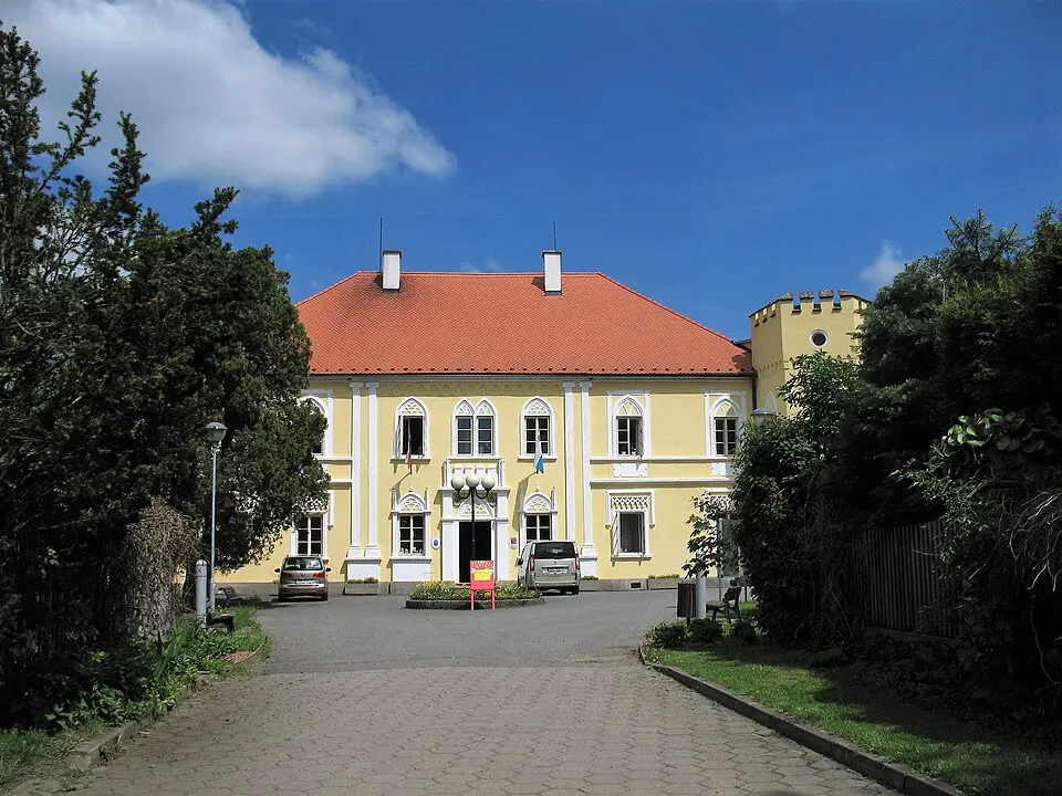 Schloss Petrovice