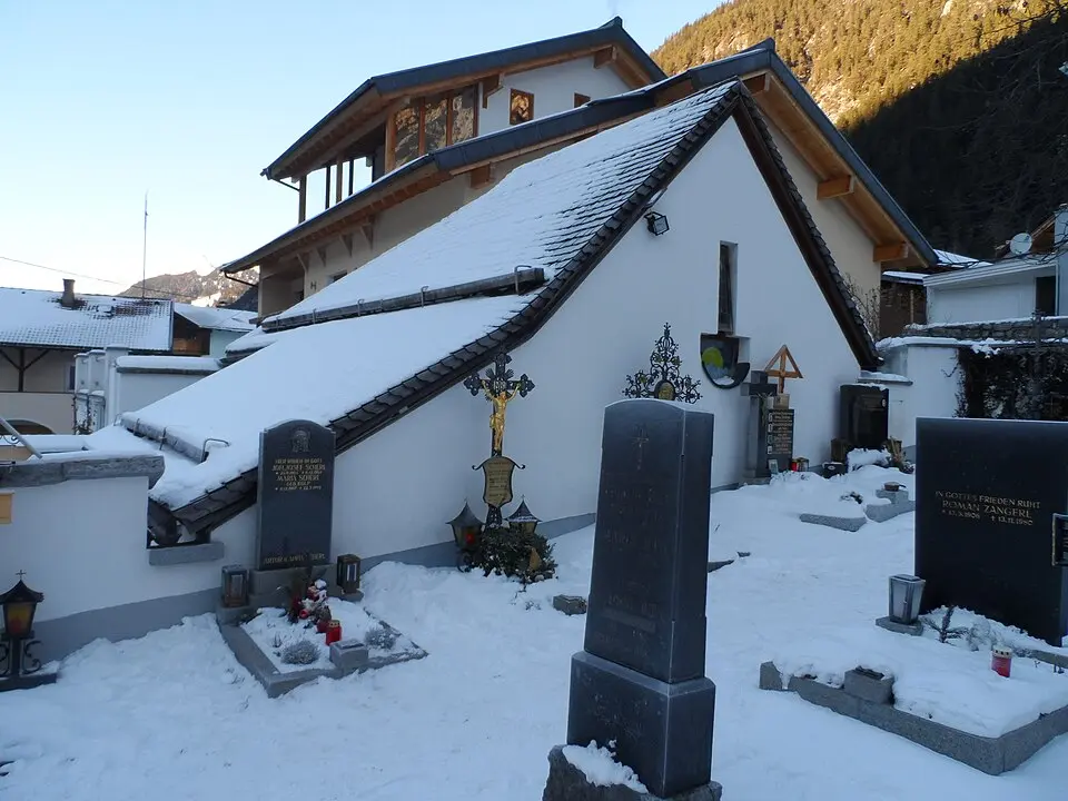 Aufbahrungshalle, Totenkapelle Schnann