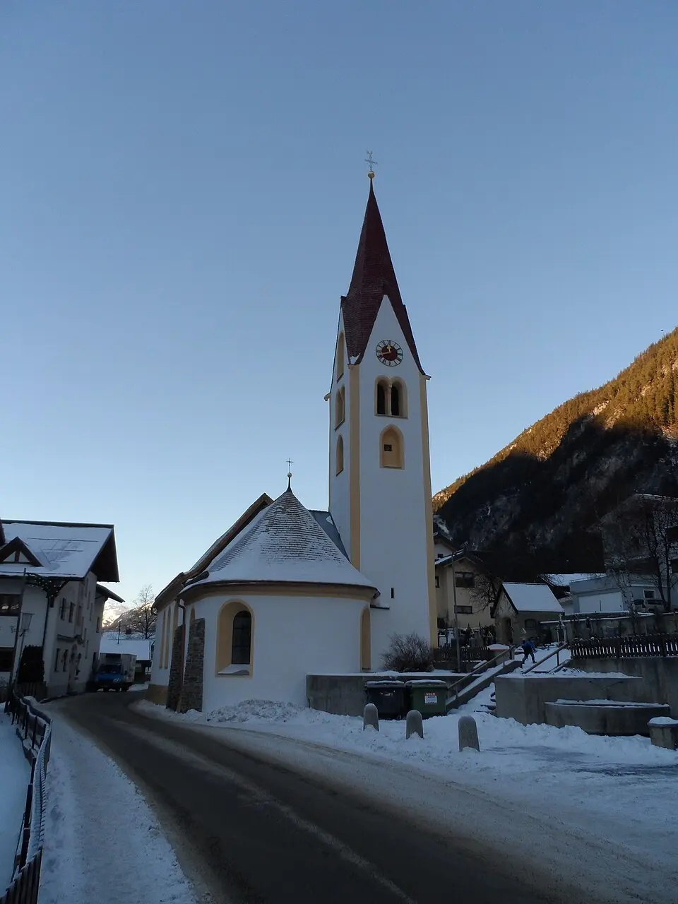 Kath. Pfarrkirche hl. Rochus in Schnann