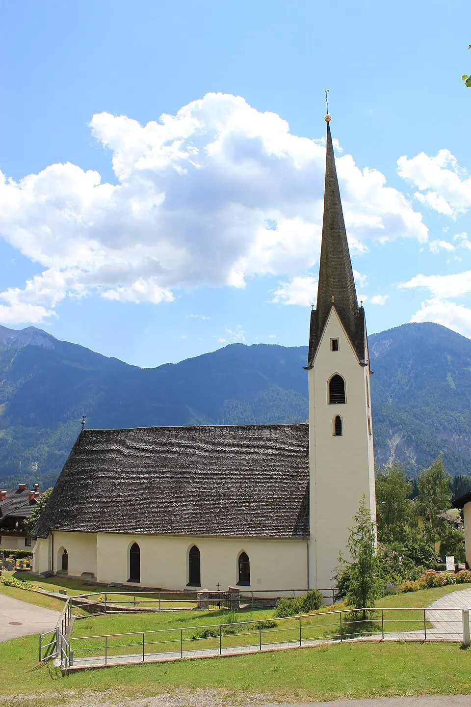 Kép: Neithan90 · Public domain Pfarrkirche Irschen