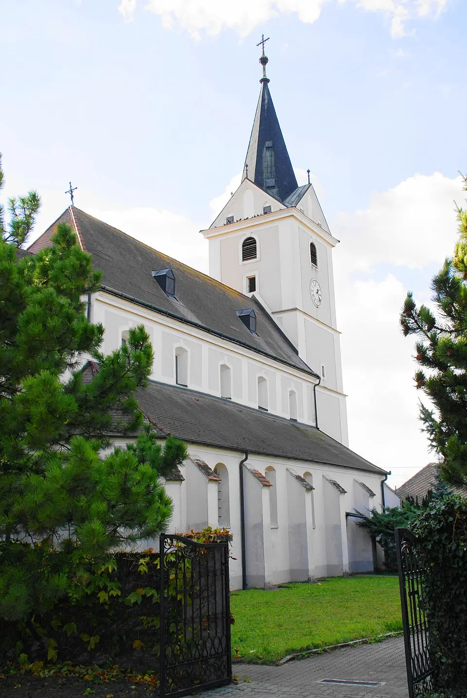Immagine: F.Higer · CC BY 3.0 Pfarrkirche Kleinhain