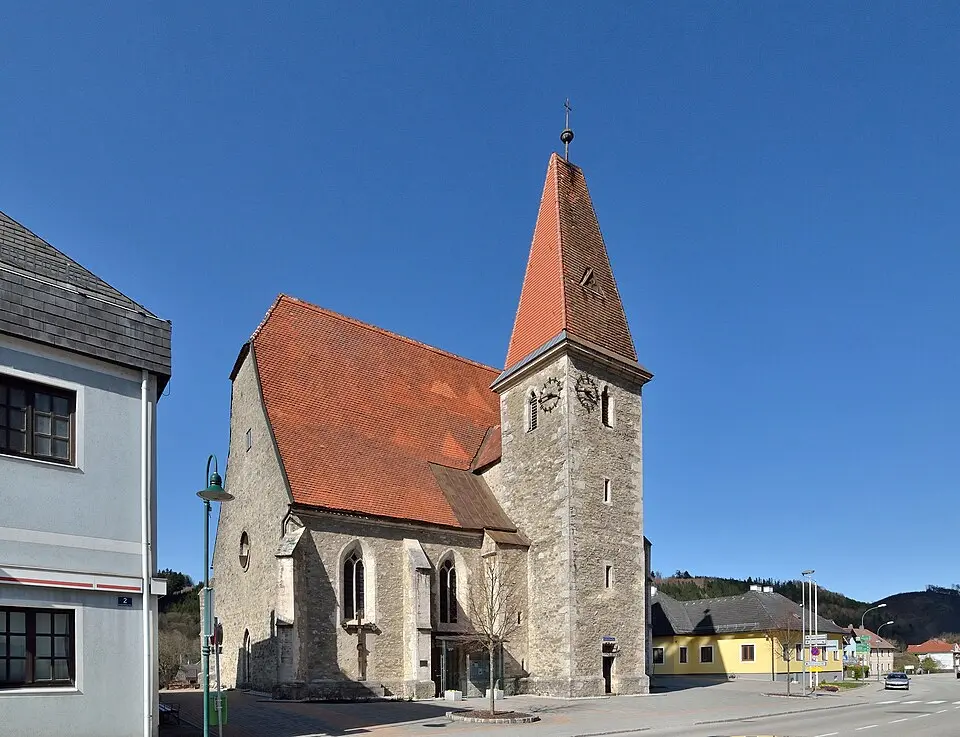 Obrázok: Herzi Pinki · CC BY-SA 4.0 Kath. Pfarrkirche hl. Laurenz