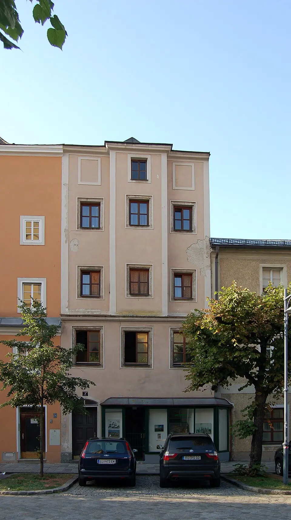 Pfarrplatz 3