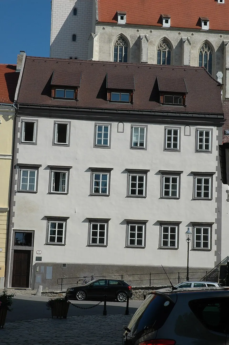 Obrázek: Bauer Karl · CC BY-SA 3.0 AT Wohnhaus, Ehem. Schulhaus