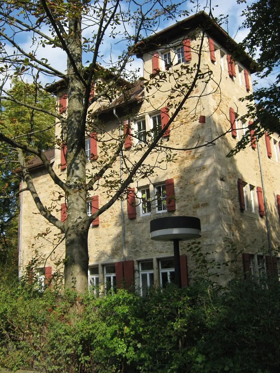 Bild: Vux · CC BY-SA 3.0 Jagdschloss Pfullingen