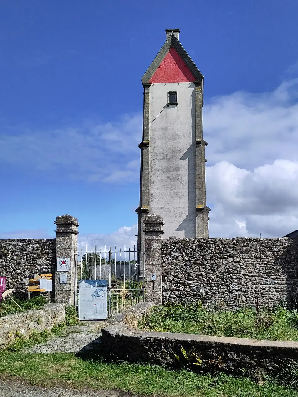 Phare de Lanvaon