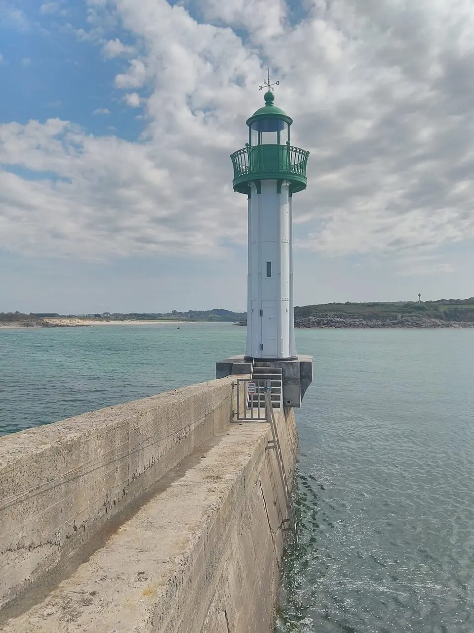 phare de Moguériec