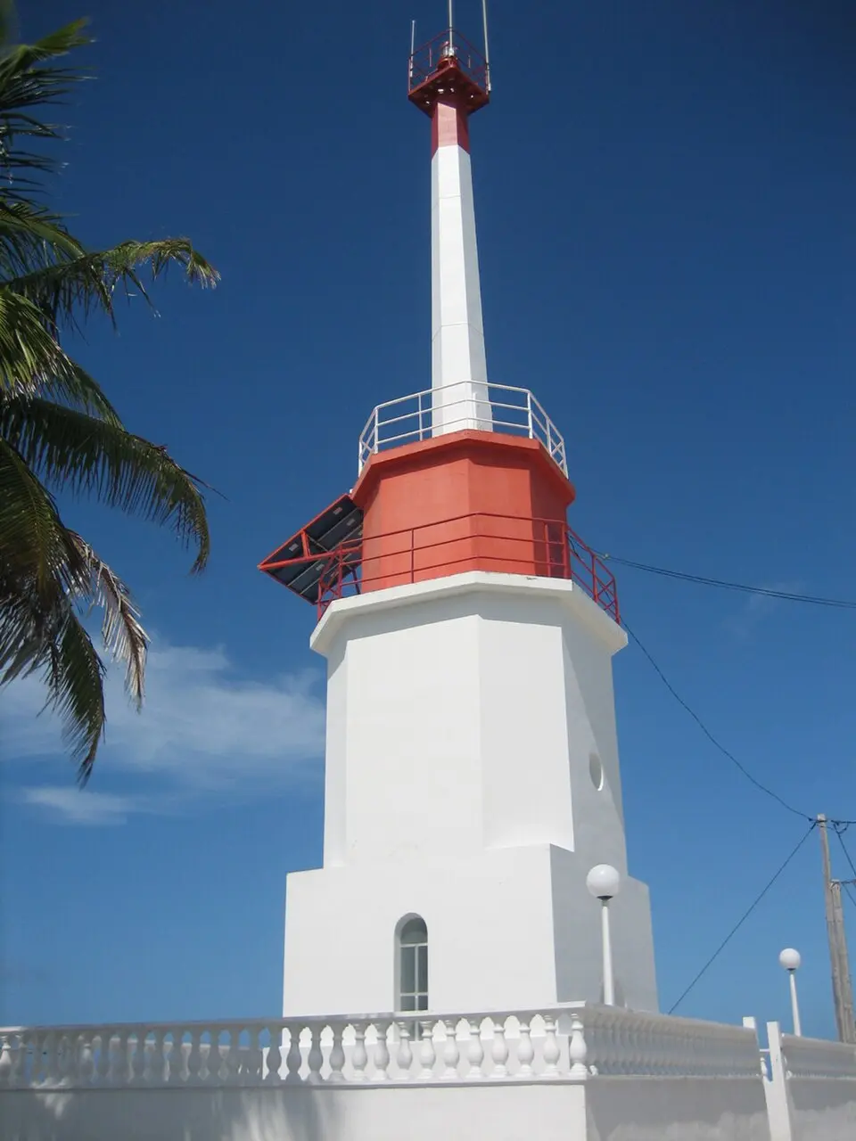 phare de Makemo