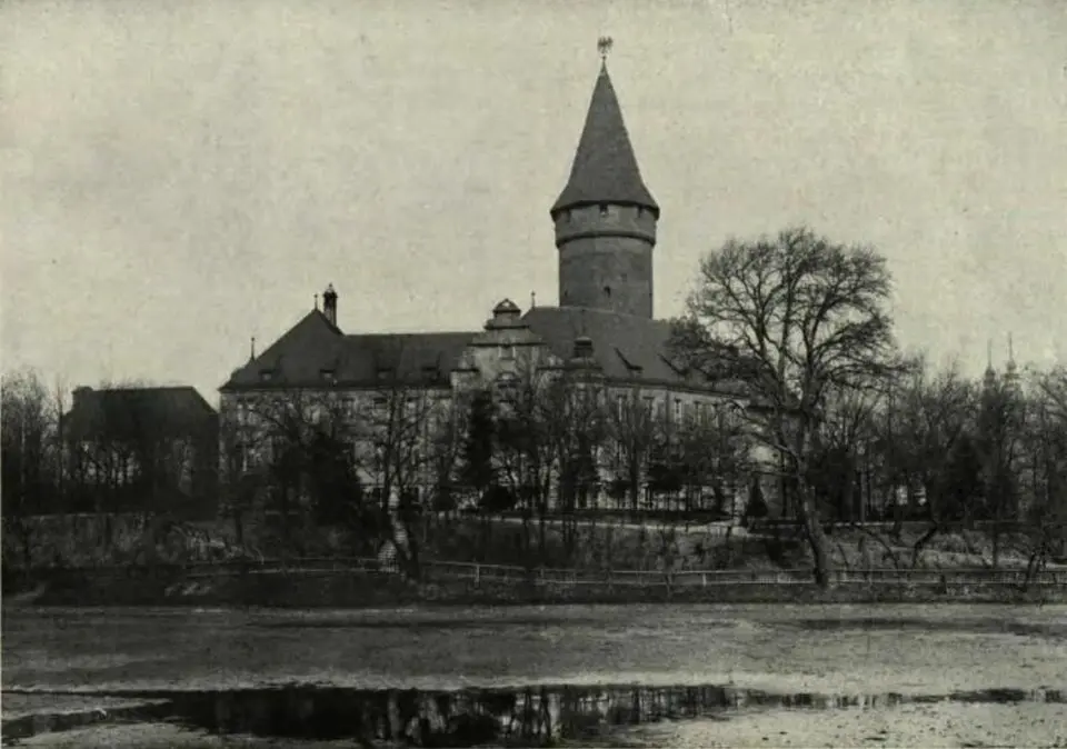 Piastenschloss