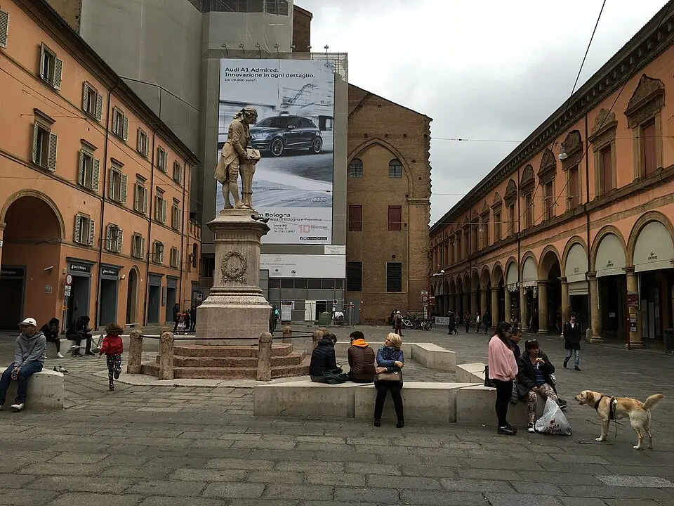 piazza Galvani
