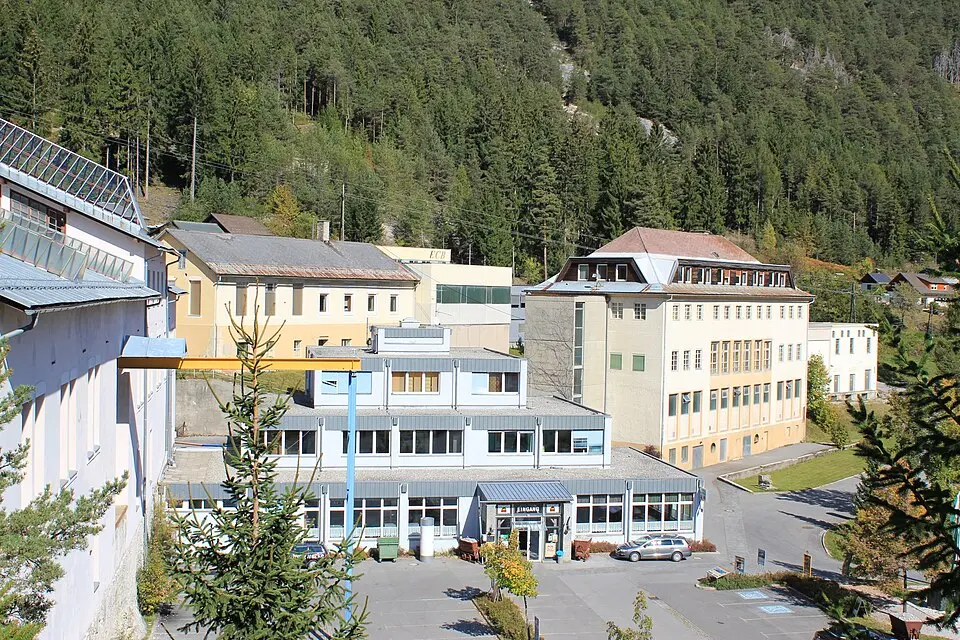 Antonischacht mit Förderturm, Aufbereitungsanlage, Bergschmiede und Museum