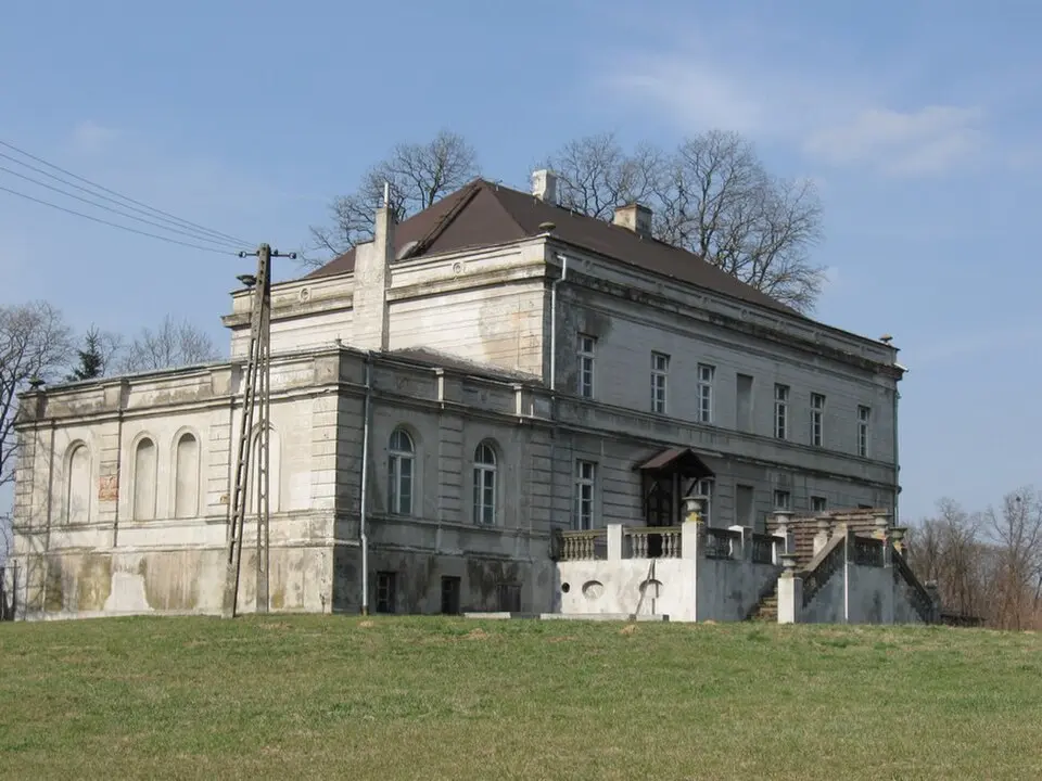 Palace in Piechcin