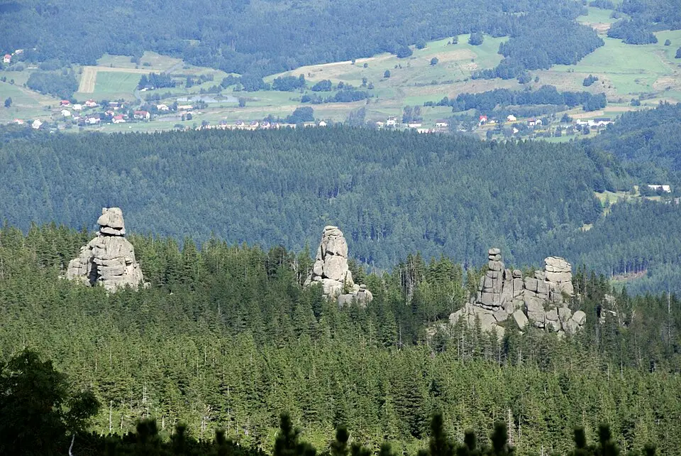 Obrázek: This photo was taken by Przemysław JahrAutorem zdjęcia jest Przemysław JahrWykorzystując zdjęcie proszę podać jako autora:Przemysław Jahr / Wikimedia Commons · Public domain Poutníci