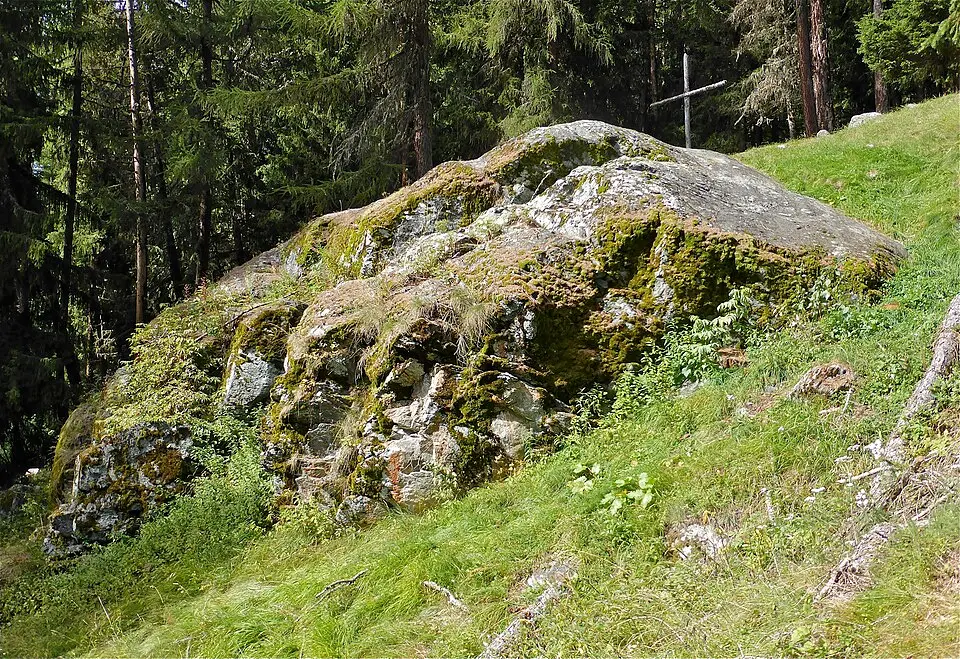 Pierre des Sauvages, Schalenstein unbekannter Zeit