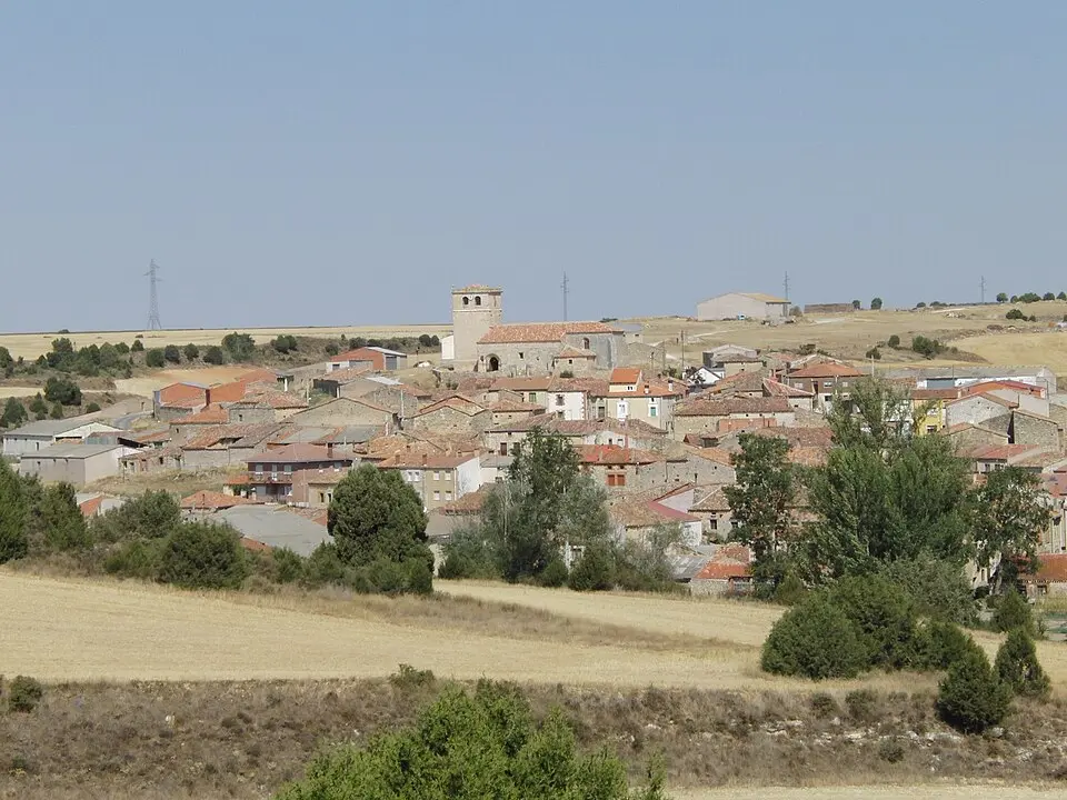 Image: Pinedatrasmonte · Public domain Pineda Trasmonte
