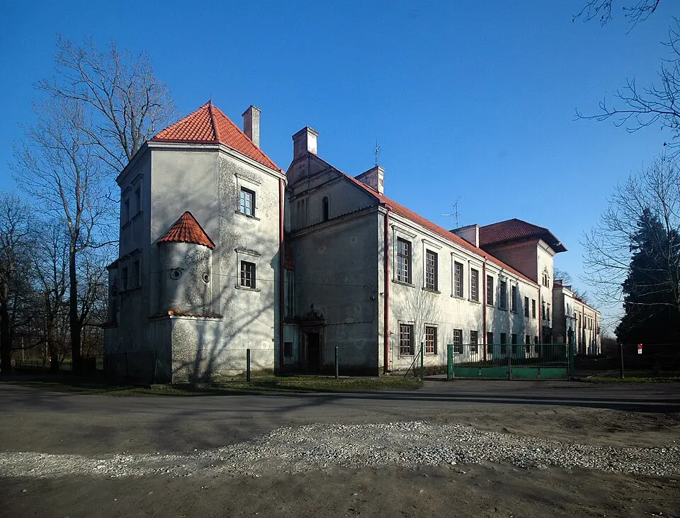 zamek w Bykach