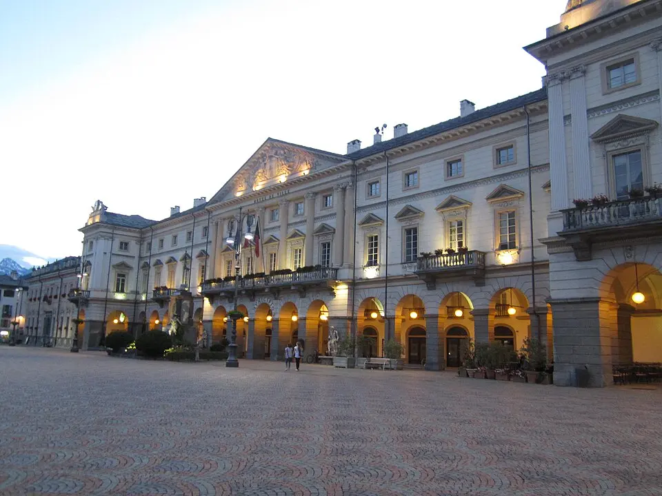 piazza Émile Chanoux