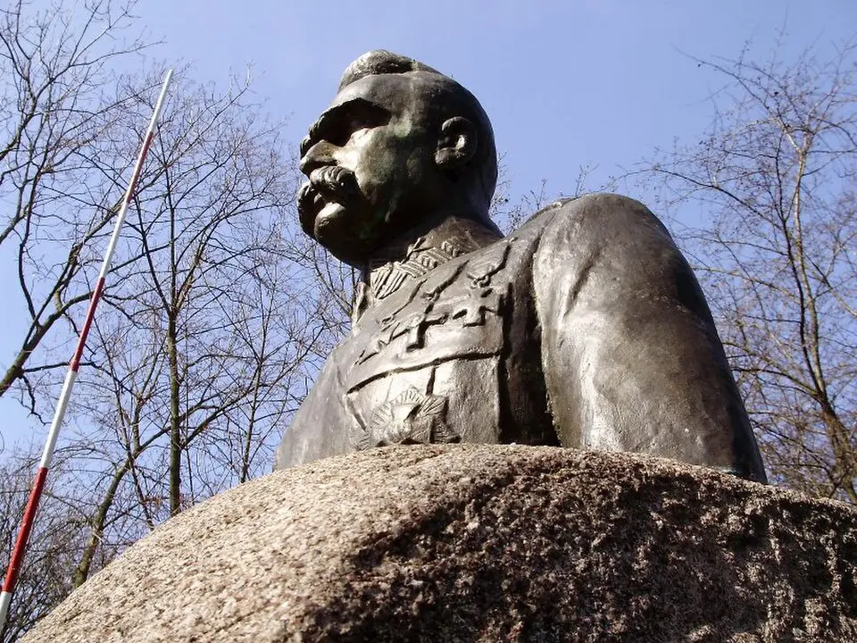 Pomnik Józefa Piłsudskiego w Turku