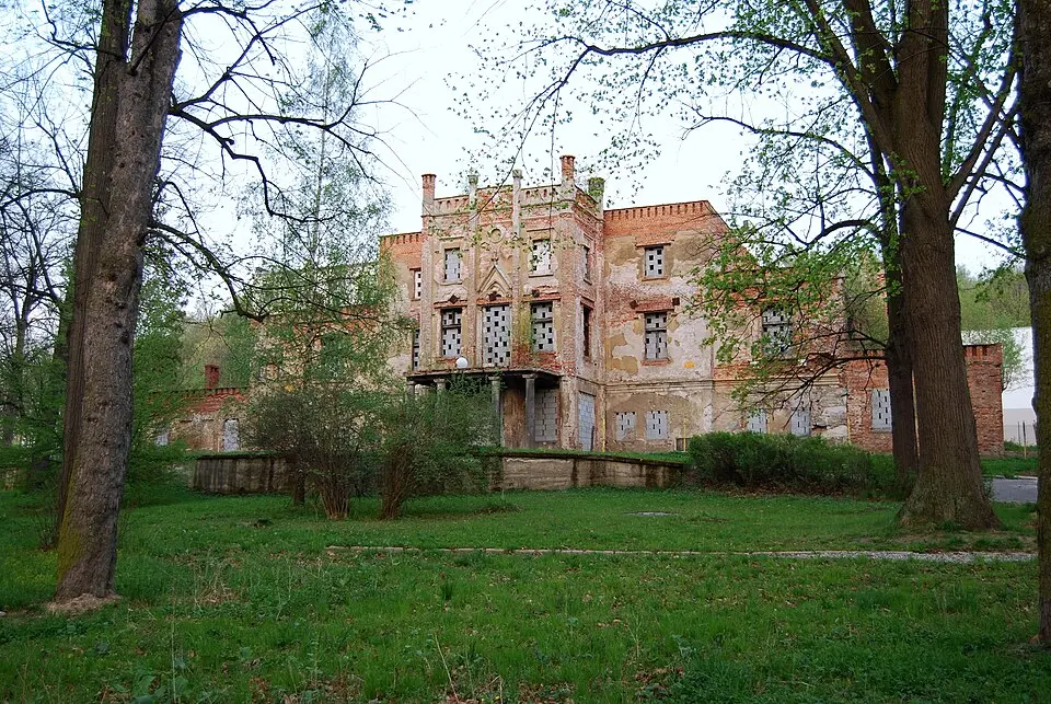 Pałac przy ul. Kruszwickiej w Jeleniej Górze