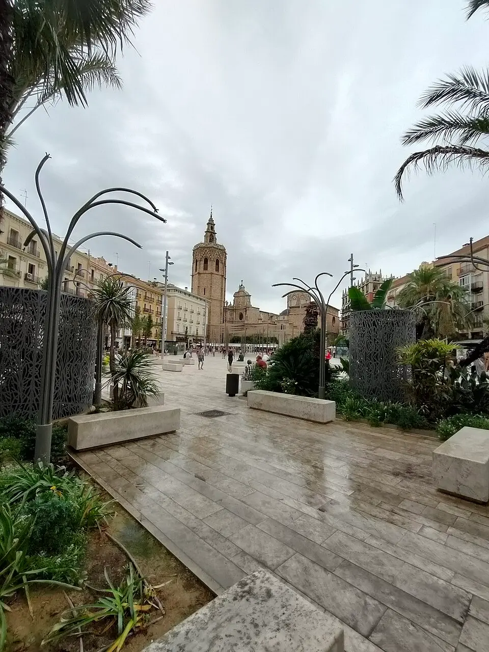 Plaza de la Reina