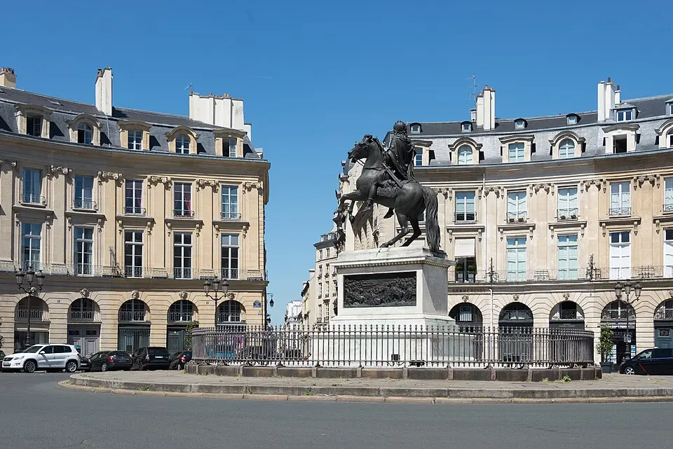 place des Victoires