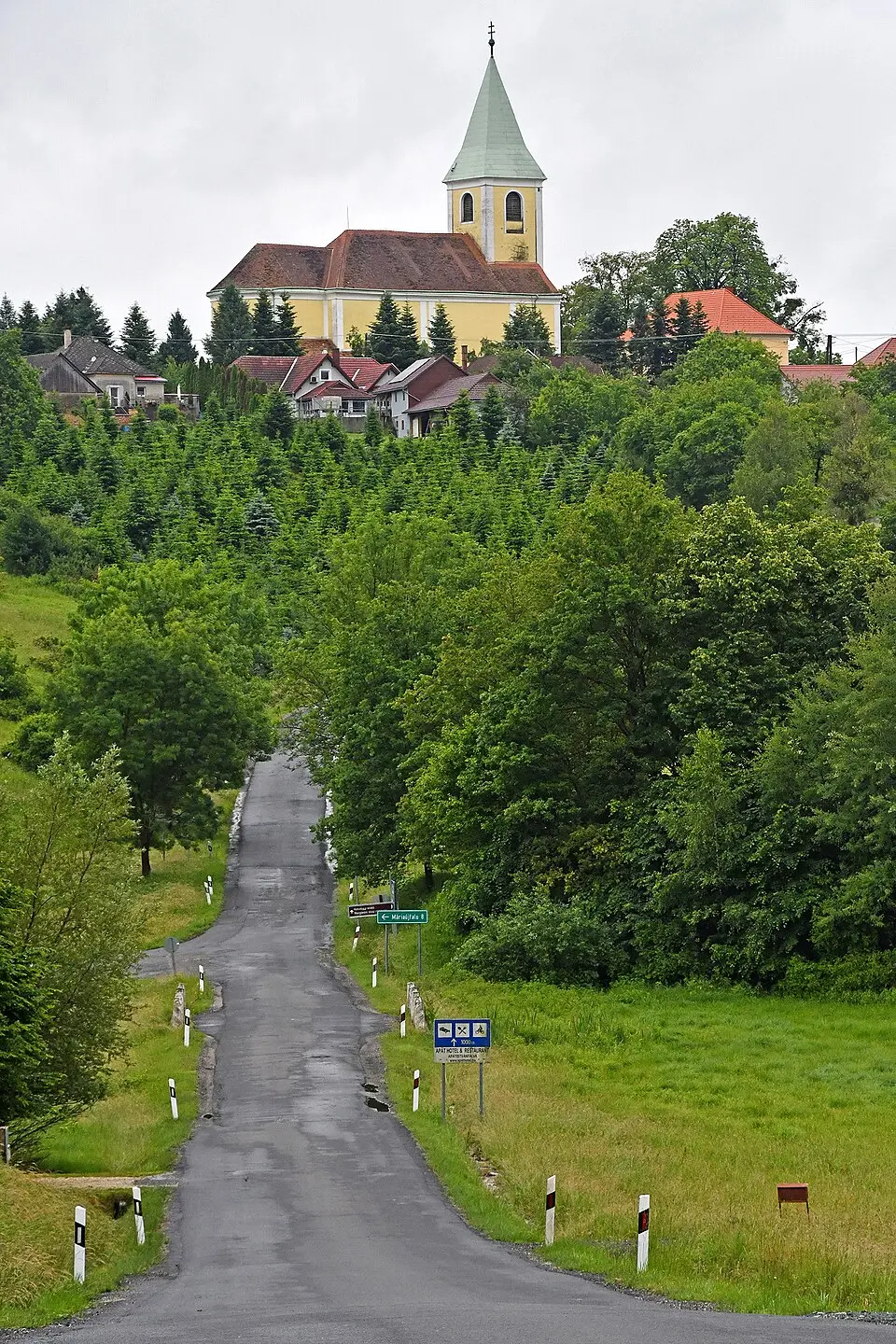 Apátistvánfalva