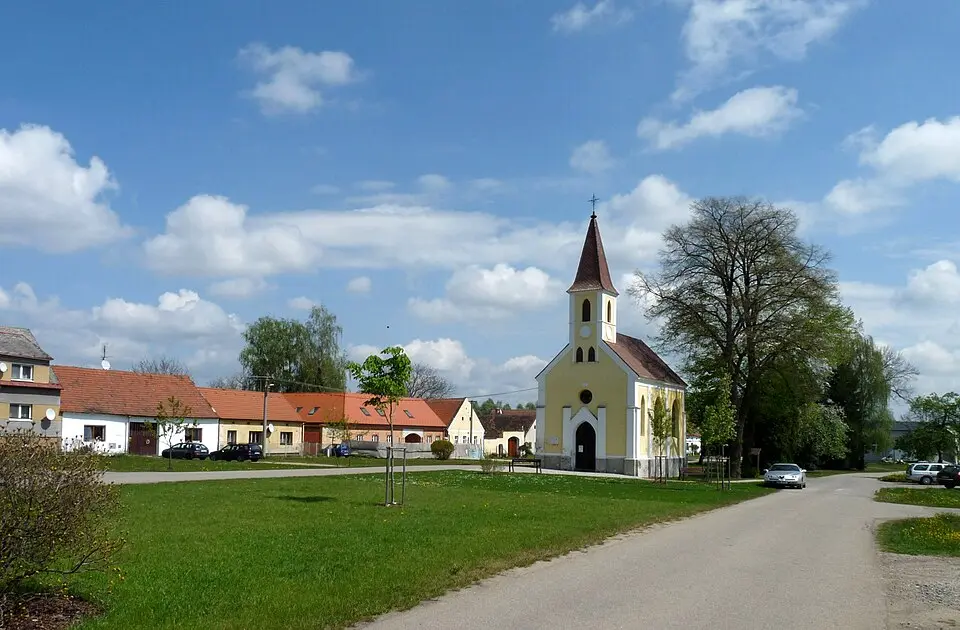 Bild: Czeva · CC BY-SA 3.0 Planá u Českých Budějovic