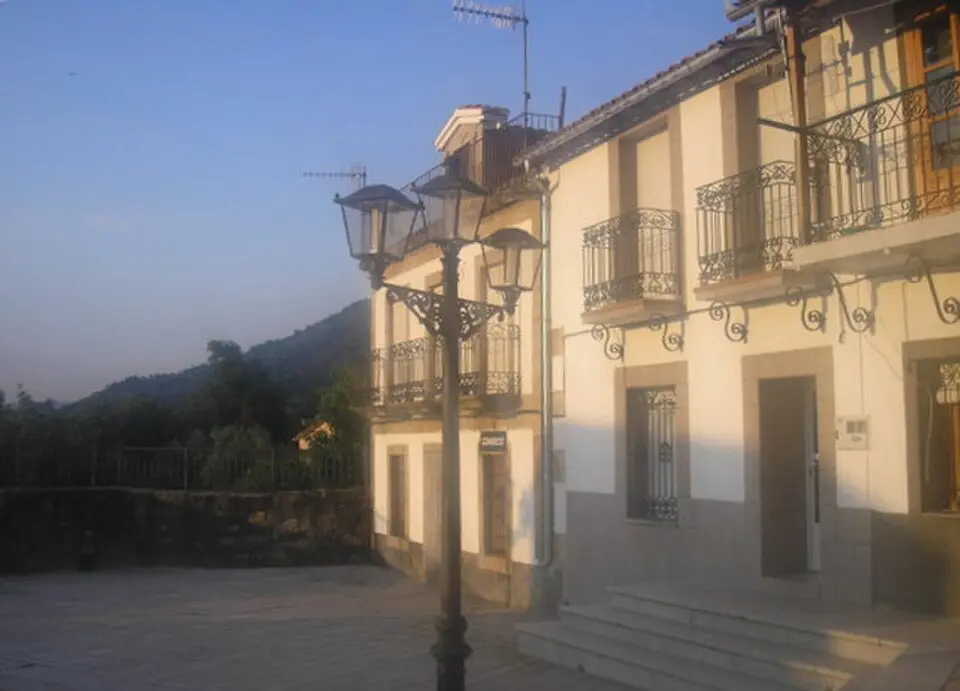 Image: comesetas · CC BY-SA 2.0 Casas del Monte