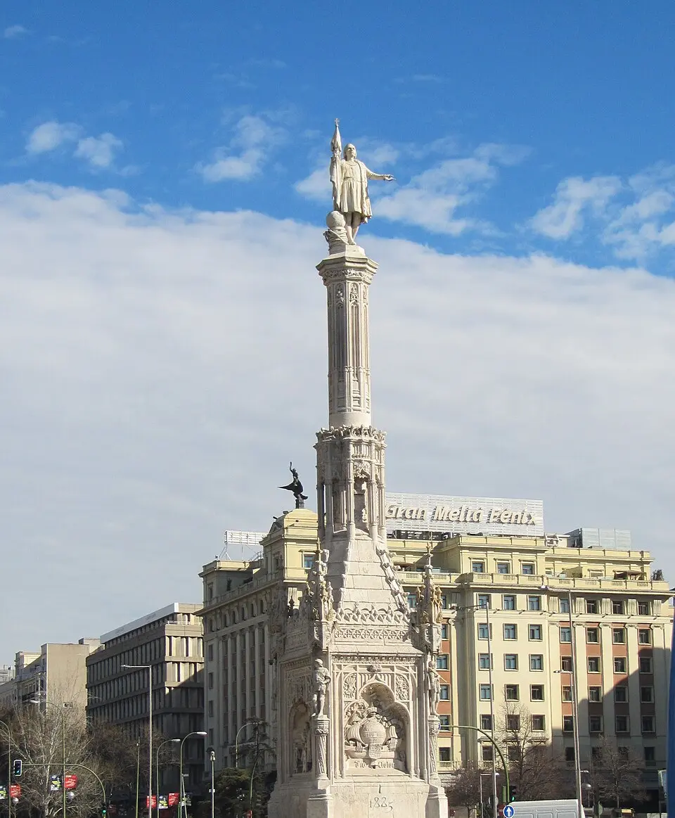 Monument à Colomb