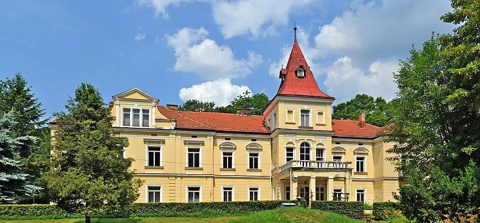 Pałac Saszkiewiczów w Rzemieniu