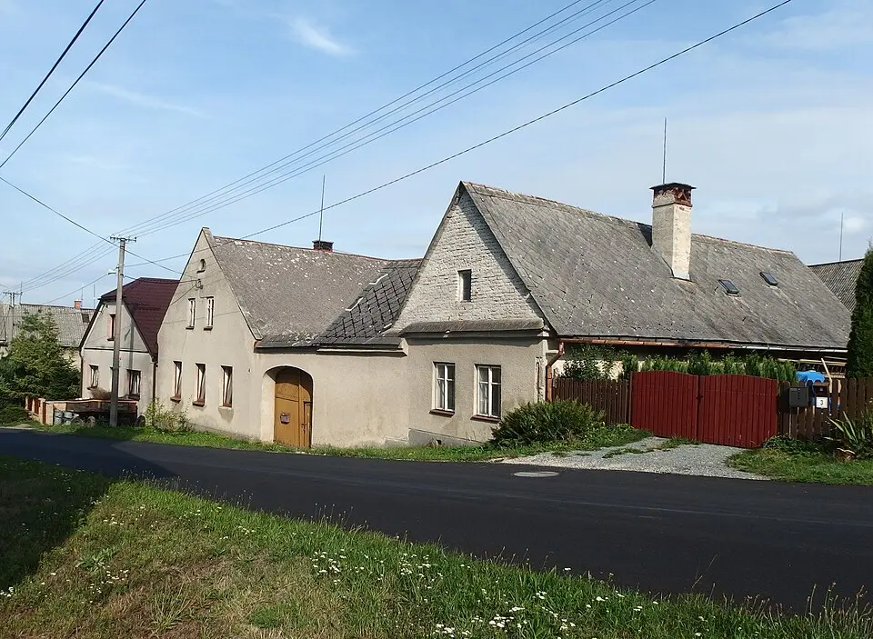 Pobučí