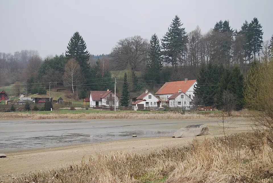 Podchýšská Lhota
