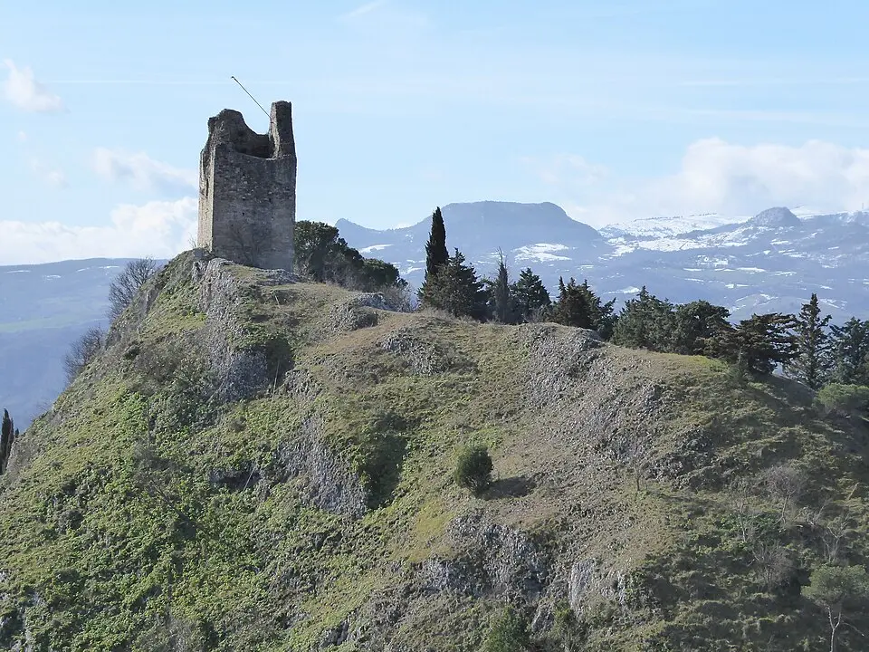 Immagine: Settimio caroli · CC BY-SA 4.0 Torre di Torriana
