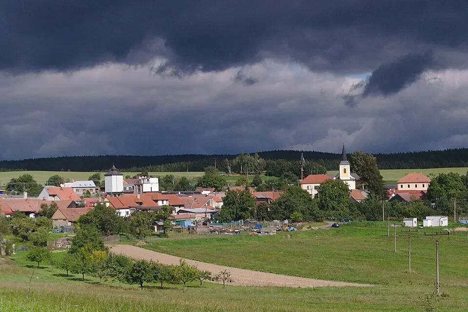 Obrázek: Jiří Komárek · CC BY-SA 4.0 Bedřichov