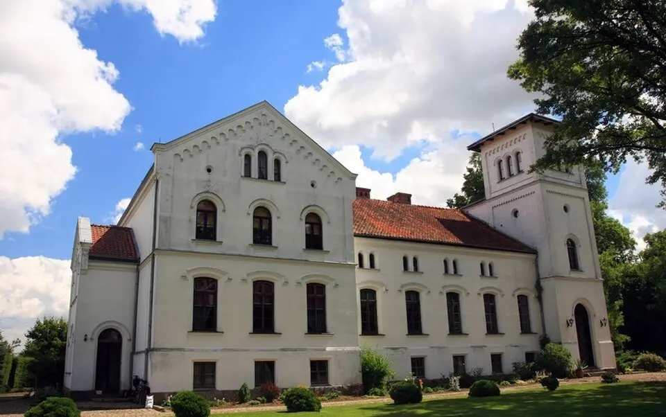 Pałac w Osiece