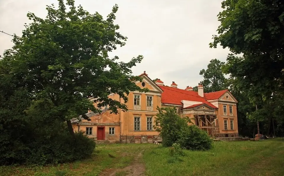 Zespół pałacowy