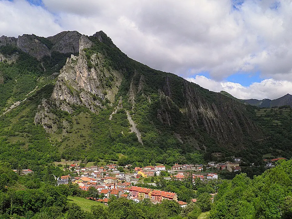 Pola de Somiedo