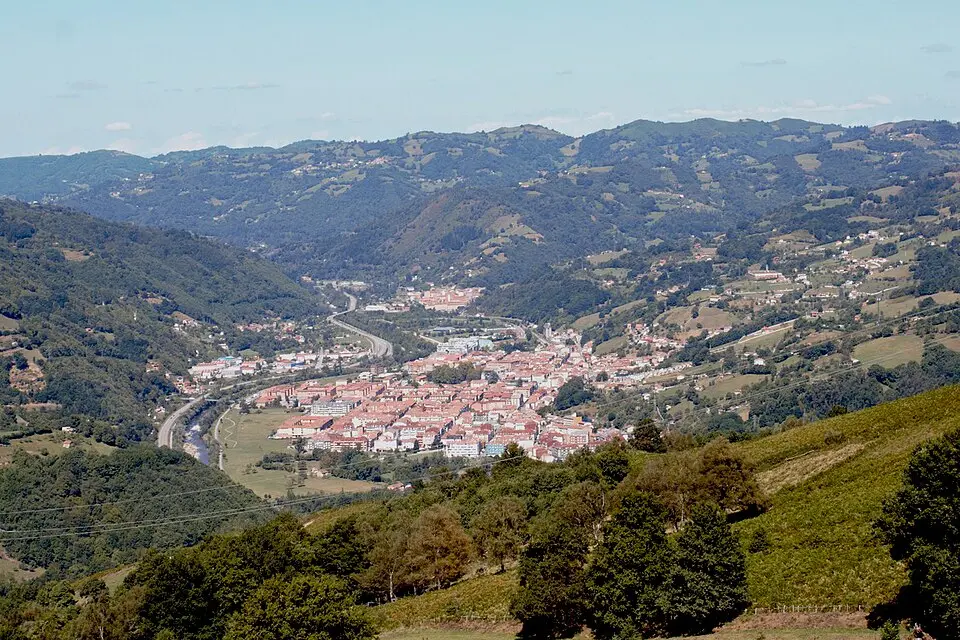 Pola de Laviana