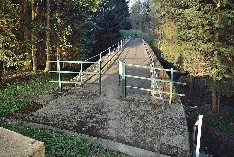 Image: Herzi Pinki · CC BY-SA 4.0 Aquädukt Oberndorf 1